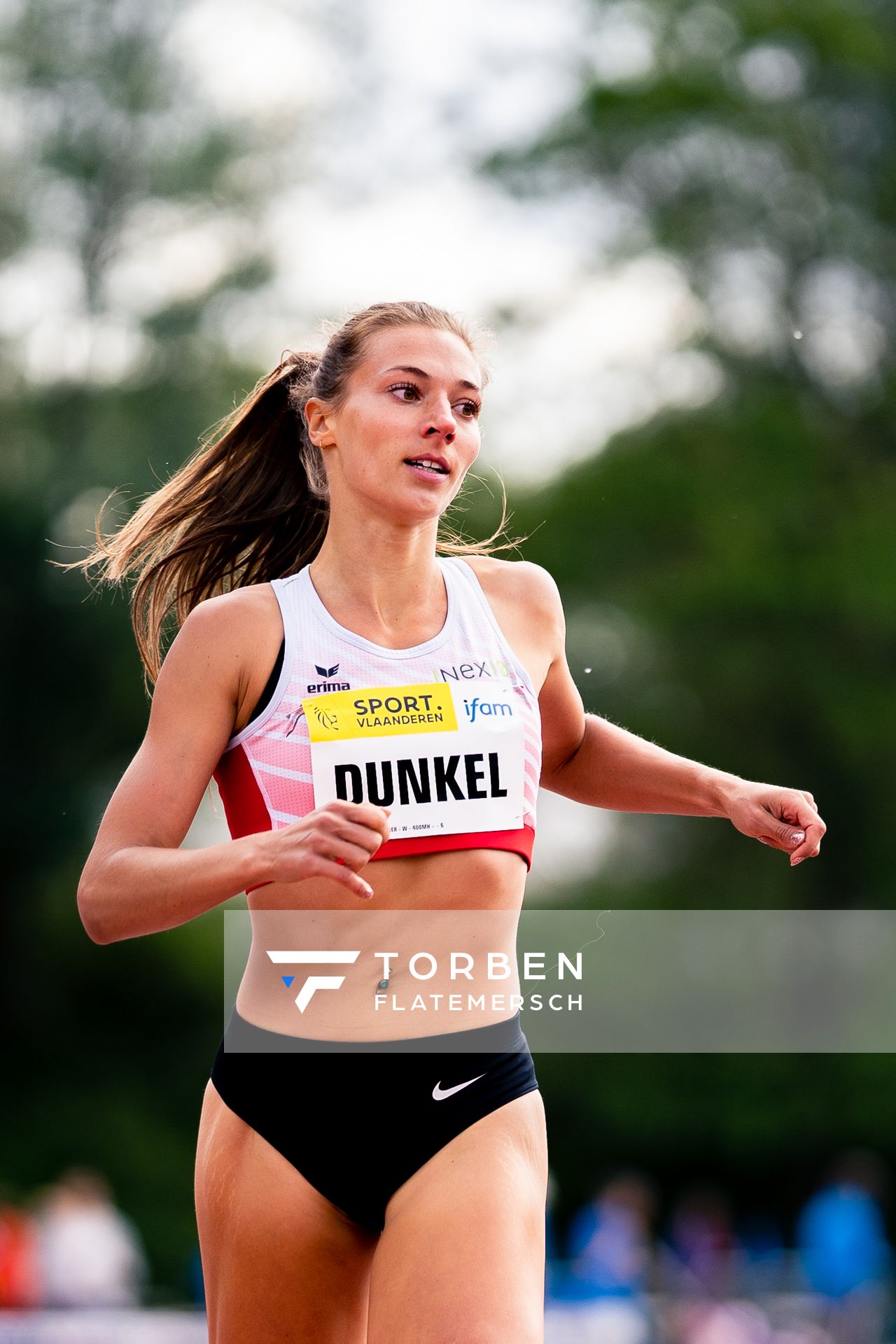 Marsha Dunkel (LC Rehlingen) ueber 400m Huerden am 28.05.2022 waehrend der World Athletics Continental Tour IFAM Oordegem in Oordegem